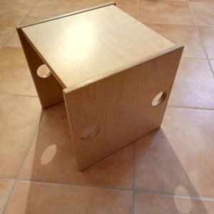 Cube stool, children's stool, chair, classic made of laminated pine wood, painted, with 4 finger holes