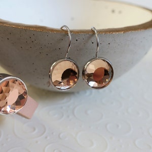 Almond Blossom-Set Leather Bracet & Earrings rosé image 2