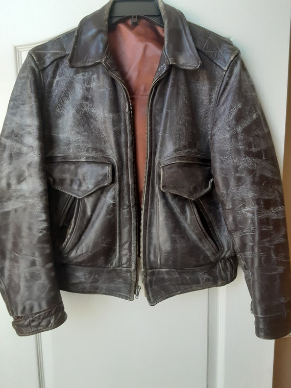 Old Distressed Vintage Men's Leather Jacket