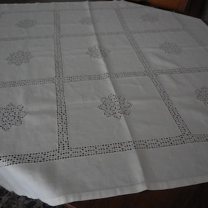 Tischdecke 100 cm x 100 cm altes Leinen Omas Tischtuch mit Hohlsaumstickerei Jugendstil antik Seltenes Fundstück