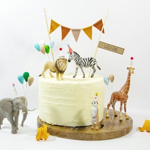 Safari Cake Topper Kit, Animal Mini Party Hat Cake Topper - Felt Bunting Topper, Cake Flag Banner, Safari Birthday
