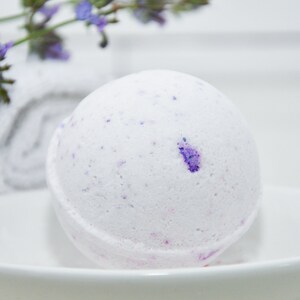 Bomba de baño de lavanda