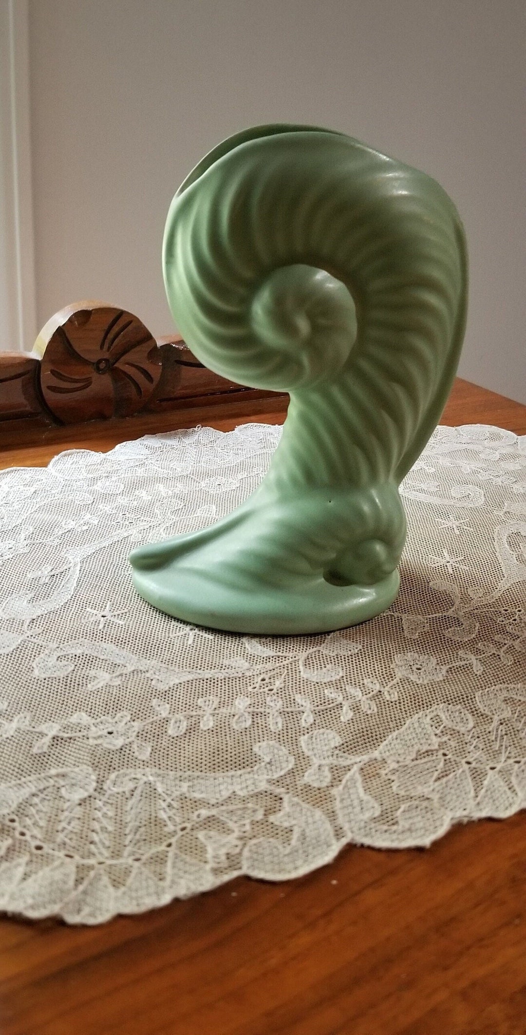 Vintage Green Art Deco Shell Pottery Vase - Etsy