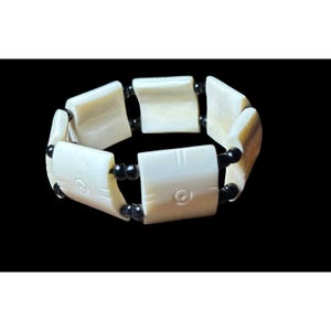 African Bone Bracelet Kenya Carved Panel Stretch Black Bead Tribal Jewelry