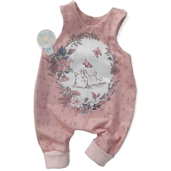 barboteuse, taille 50,chat,rose,salopette,cadeau naissance, nouveau né,prématuré,faitmain,gigoteuse,Babyparty,cadeau parents,hopital,fille