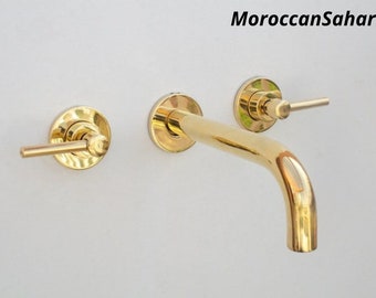 Grifo para lavabo de baño de pared de latón sin lacar con manijas de palanca simples