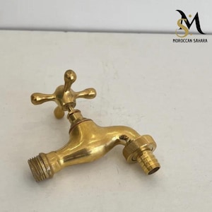 Handgjord marockansk mässingsväggblandare: Graverad vattenkran