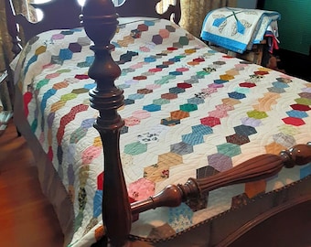 Colorful Hexagon Quilt: 75" x 68" Pieced Cotton