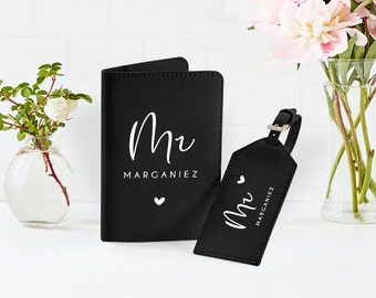 Passport cover + luggage tag set "Mrs & Mr", gift, wedding, newlyweds, honeymoon, personalized, faux leather, black