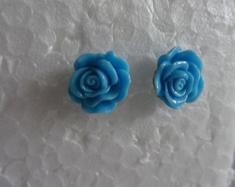 Boucles d’oreilles, roses bleues, résine, boucles d’oreilles, fleurs, hippie, bijoux roses, fête des mères, maman cadeau, fête de remise des diplômes, mariage, petite amie,