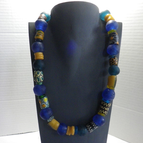 Collier, Krobo Beads, handbemalt, recycled Glas, Halsschmuck, Handarbeit, Ethno,