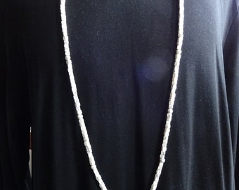 Long collier howlite, collier cube blanc, style Ibiza, collier d'été, mariage, look superposé, cadeau maman, bal, style boho,