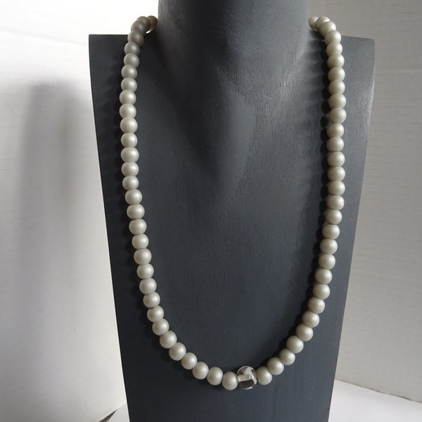 Wachsperlenkette, Collier, Perlenkette, handgemachte Glasperle,  Halsschmuck, platingrau, klassisch, Blusenkette, Geschenk Weihnachten,