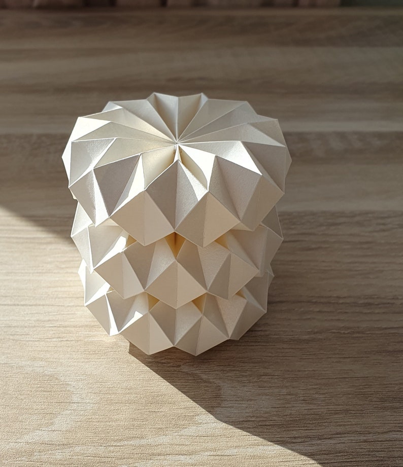 Origami-Anhänger Rosette Deko fürs ganze Jahr Ornamente aus Papier Fensterschmuck Papier Bild 5