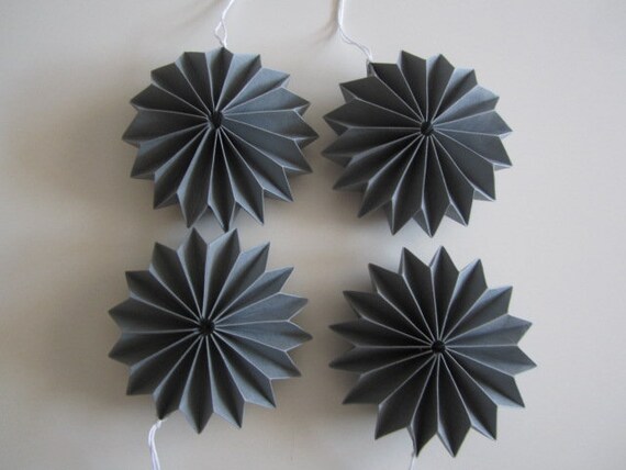 Plissee Anhängermedaillonspapieranhänger Gefaltetorigami Deko Graustern