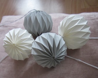 Papierball,Papierkugel,Origamideko,Wohndeko, Fensterschmuck Wohndekor Papierdeko hellgrau weiß Geschenk