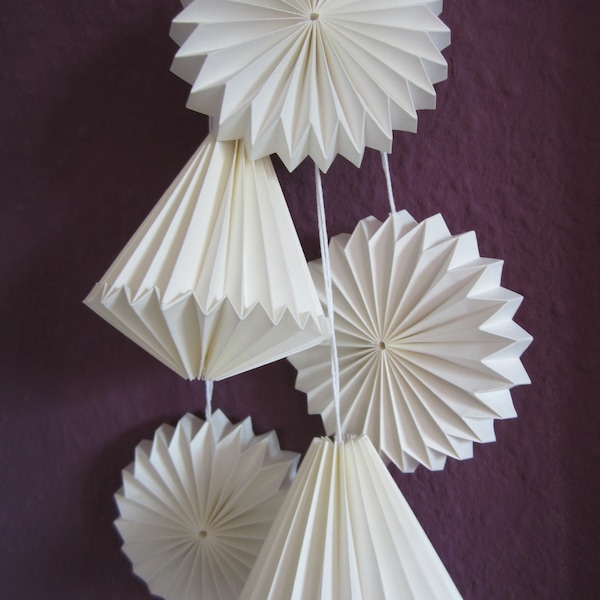 Wohndeko Plisseeanhänger Deko fürs ganze Jahr Rosette Anhänger,Origami,Papieranhänger, gefaltet,Ornament aus Papier,Stern