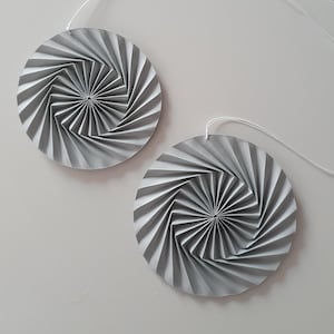 Blumenanhänger abstrakt 2er Set, Frühlingsdeko aus Papier, Origami,Papierblüten