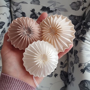 Origami pendants, 1 set, gift, home decor, paper pendants, folded paper decorations, pleated pendants, home decor