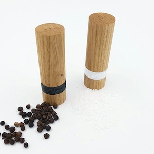 Salt and pepper shaker set "SALT & PEPPER" | salt shaker | pepper shaker | kitchen | egg cup wood | gift | gift idea | grilling