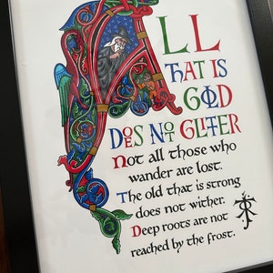 Impression poème calligraphie enluminée Le Seigneur des anneaux - « Tout ce qui est or ne brille pas » - Poster vertical encadré