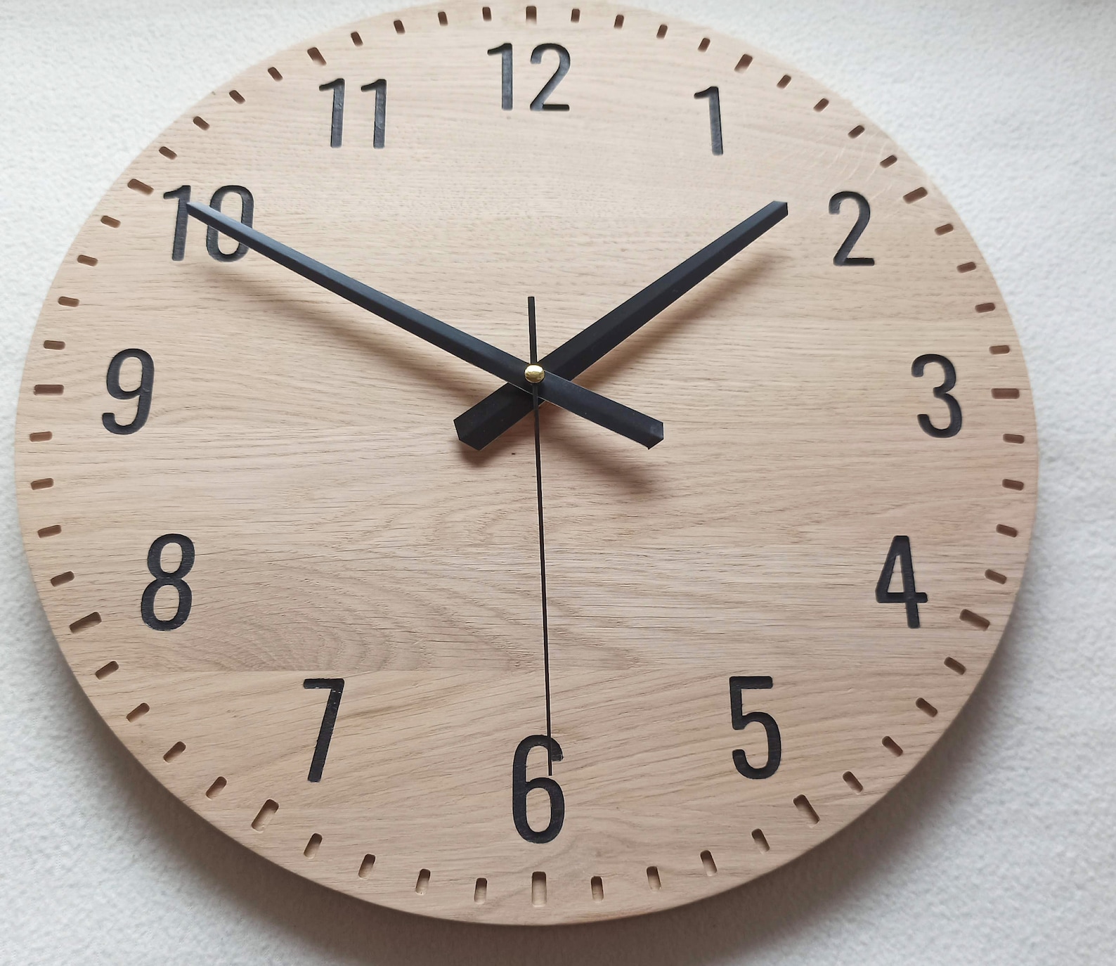 Large Oak Wood Wall Clock: Modern Minimalist Silent Clock (14''/36cm ...