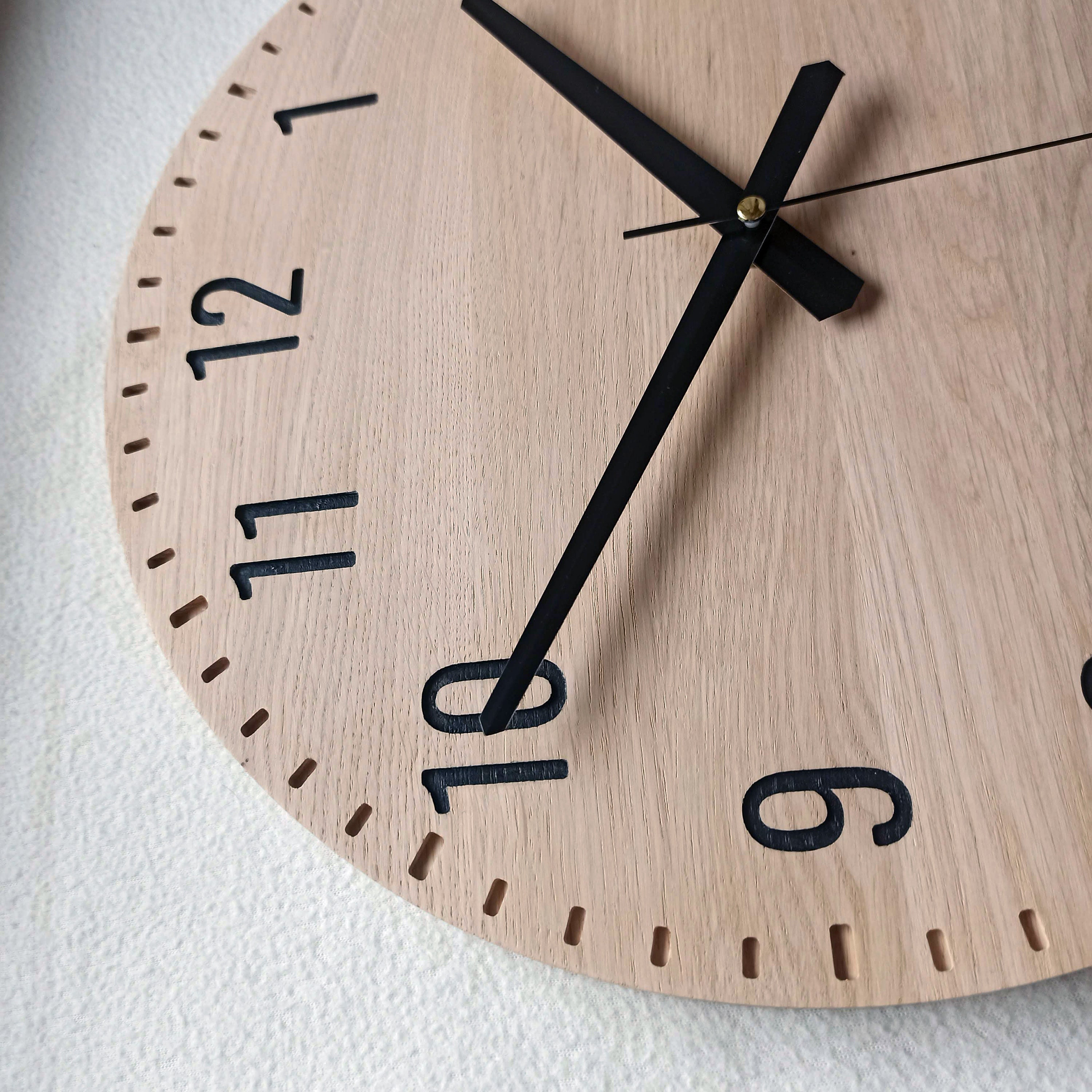 Large Oak Wood Wall Clock: Modern Minimalist Silent Clock (14''/36cm ...
