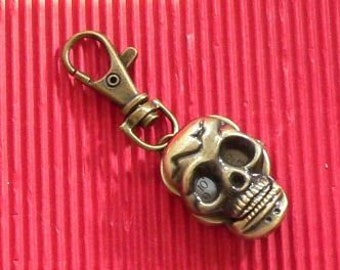 U007 - 1 Anhängeruhr - Skull - Bronze