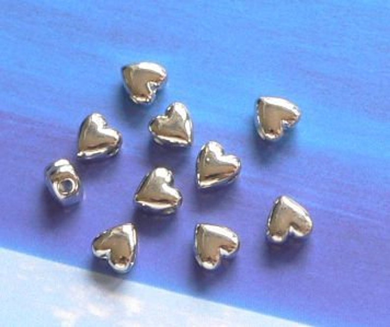 TSP148-10 Heart beads image 1