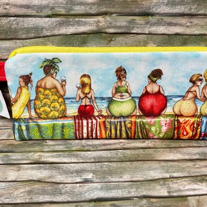 Witziges, maritimes Reißverschlusstäschchen "Strandschönheiten", maritimes Reißverschlusstäschchen, Täschchen mit Frauen,