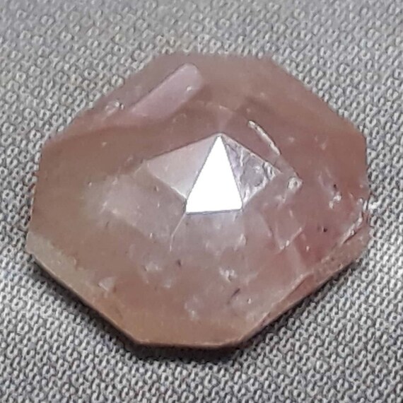1.55 Carat / / / 1 Pcs Natural Fancy shape congo polished diamond..7.05mm * 3.02mm * 6.40mm ea692f 1.55 Carat / / / 1 Pcs Natural Fancy shape congo polished diamond..7.05mm * 3.02mm * 6.40mm ea692f