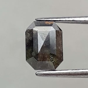 0.52 Cts/1 Pcs Excellent Natural Loose Diamond,Emerald Shape Cut Diamond,Rose Cut,Light Green Color Loose,Making For Rings 5.70M×2.15M×4.24M