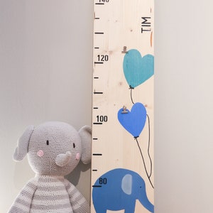 Bâton de mesure en bois éléphant bleu pour enfant cadeau personnalisé et durable pour baptême, naissance ou premier anniversaire image 4