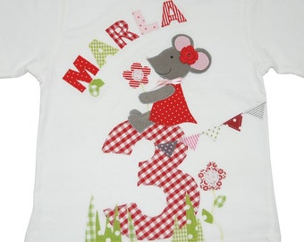 Geburtstagsshirt mit Namen - Kleine Maus - Kindershirt Kindergeburtstag von wohnzwerg, Mädchenshirt, Mäuseshirt, Kindergeburtstag, Rot, Maus