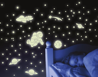 Wandtattoo Leuchtaufkleber Kinderzimmer Babyzimmer Kosmos nachtleuchtend Leuchsterne Planeten Astronaut Sterne Schlafzimmer Sticker bsm063