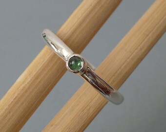 bague avec tourmaline verte