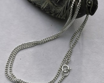 chain made of silver