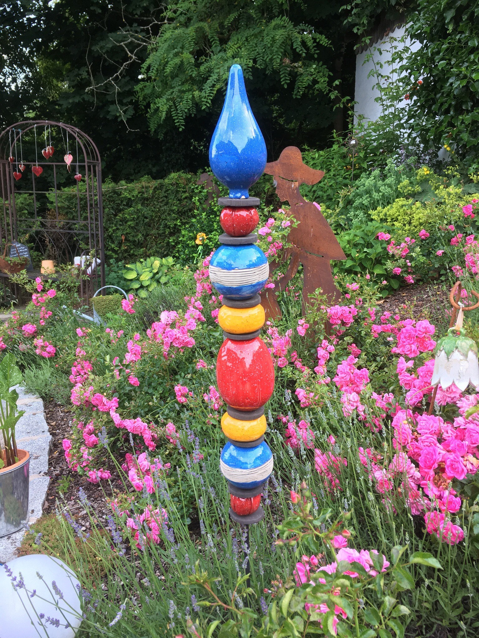 Zen Man Gartenstecker 'Stein' In Türkis - Dekorative Gartenfigur Aus Stahl, Handarbeit
