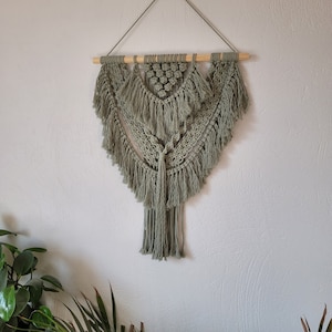 Sage Green Macrame Wall Hanging, Woven wall hanging, Calming wall art original boho, Fibre art, Knitted wall decor, Makrame wallhanging Gift