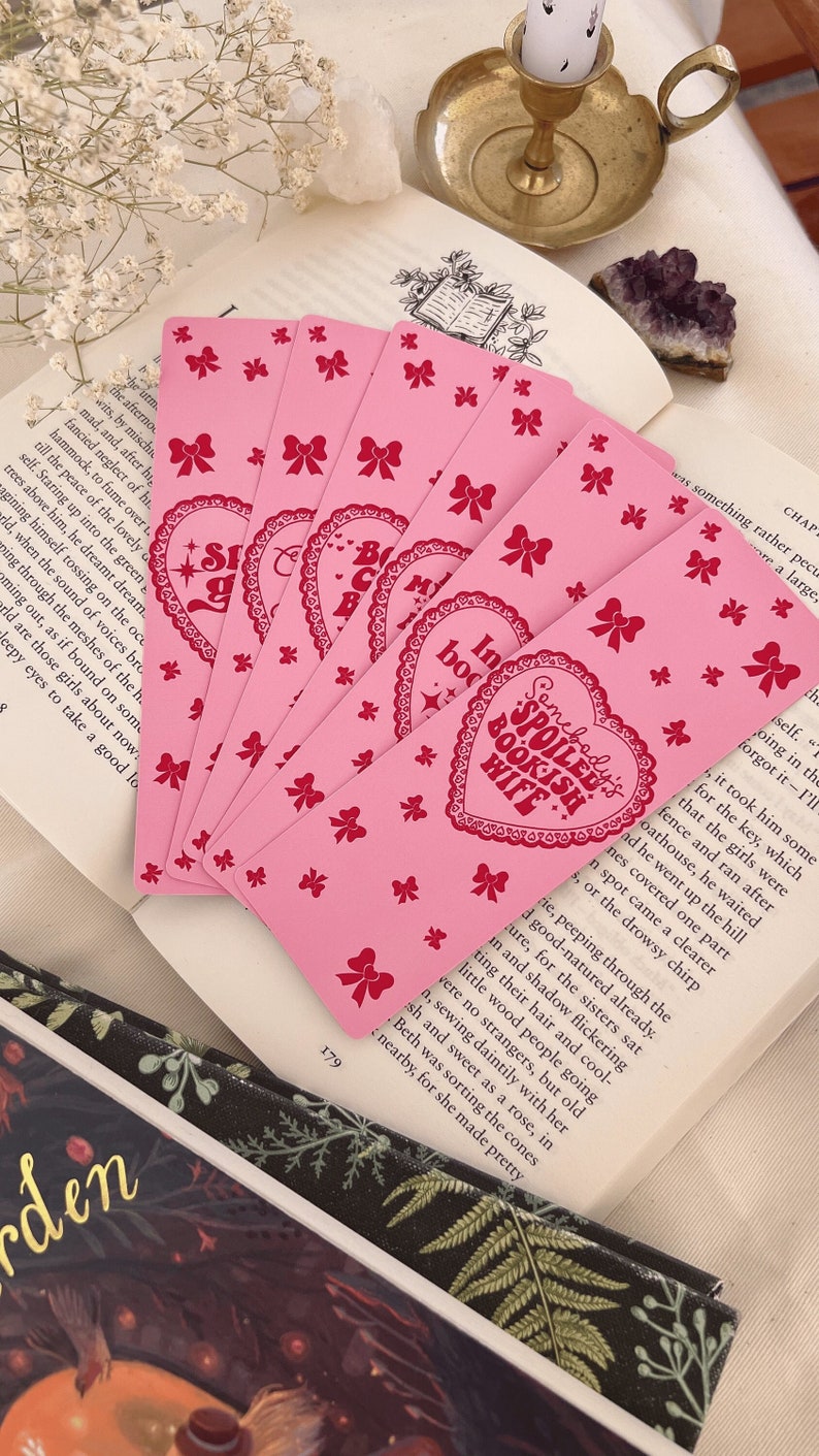 Marcador rosa, marcador de arco lindo, regalo de libro, marcador de coqueta, marcador de lector romántico, era romántica, marcador femenino, marcador rosa lindo imagen 1
