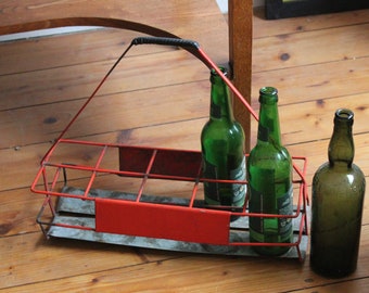 Beer carrier bottle carrier wire metal industrial mid century vintage red brocant