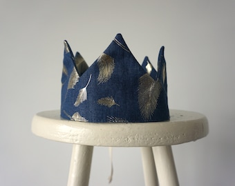 foil feather printed fabric crown