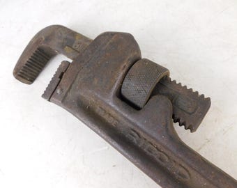 The Ridgid Tool Co., Elyria, O. USA, 24" Wrench Antique Iron Tool