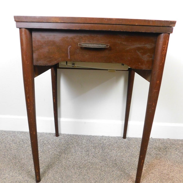 OLD SEARS SEWING MACHINE TABLE intelligence overview