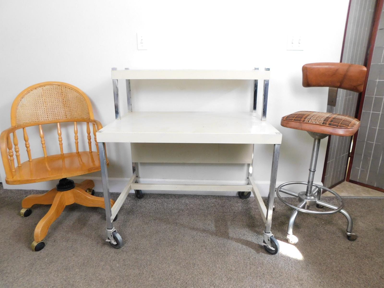 Vintage Metal Rolling Table - Etsy