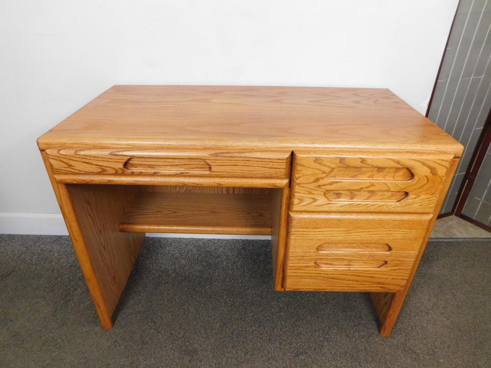 Oak Desk Pull Out Computer Keyboard Tray File Drawers Kneehole EXC