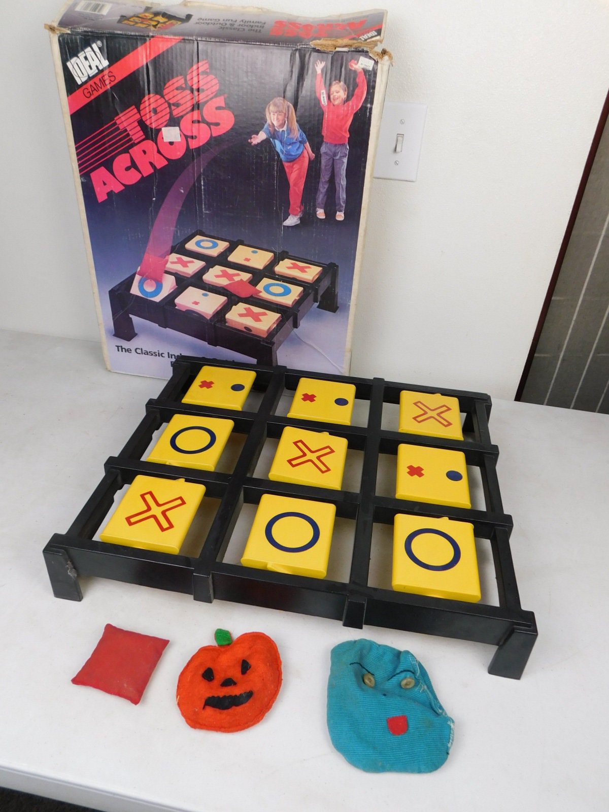 XOXO - Tic Tac Toe, Noughts and Crosses, Xs & Os Wooden Board Game (5x5), Shop Today. Get it Tomorrow!