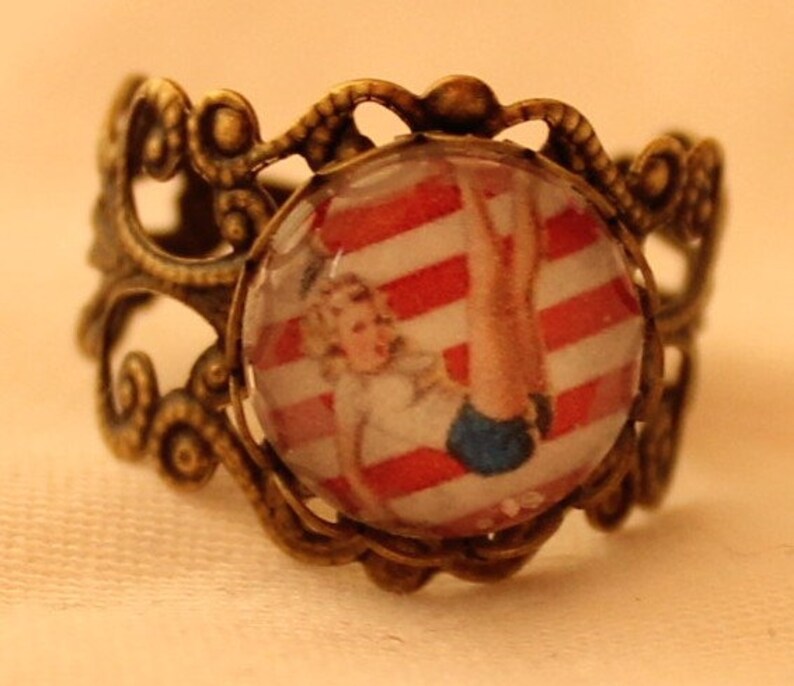 Anillo vintage Pin-up No. 2 imagen 1