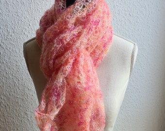 Feather-light loop scarf pink-yellow made of mohair and silk
