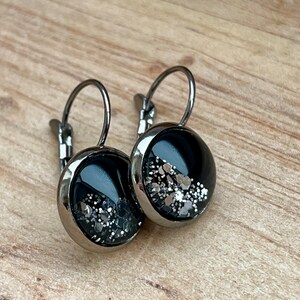 Black Dream Earrings 12 mm image 4